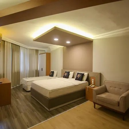 Cevik Palace Hotel 2*